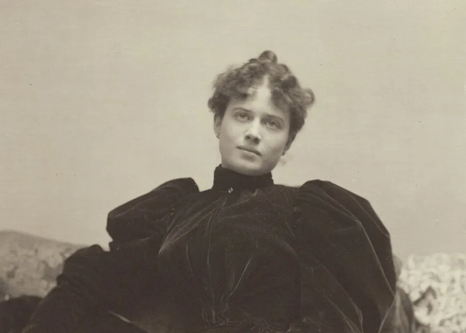 Miss Isaacs by Alfred Stieglitz