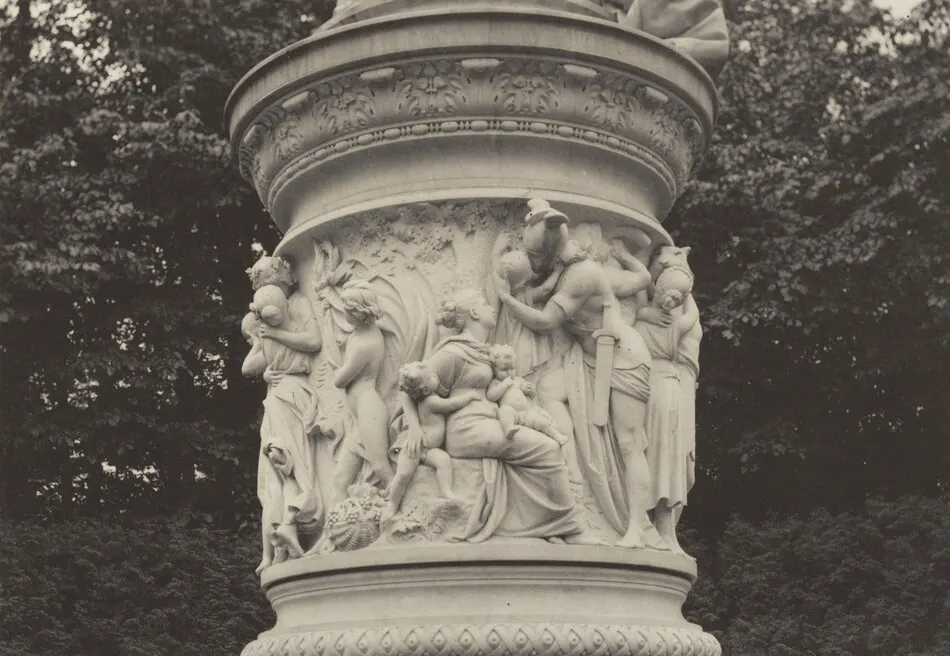 Relief of Queen Louise, Berlin by Alfred Stieglitz