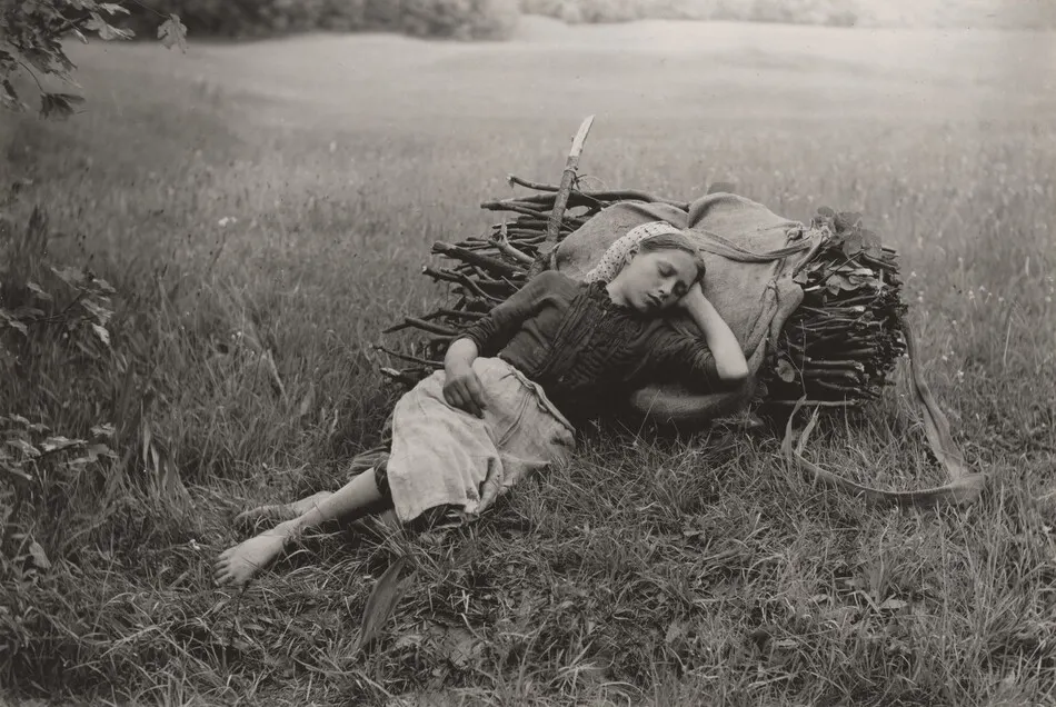 Weary by Alfred Stieglitz