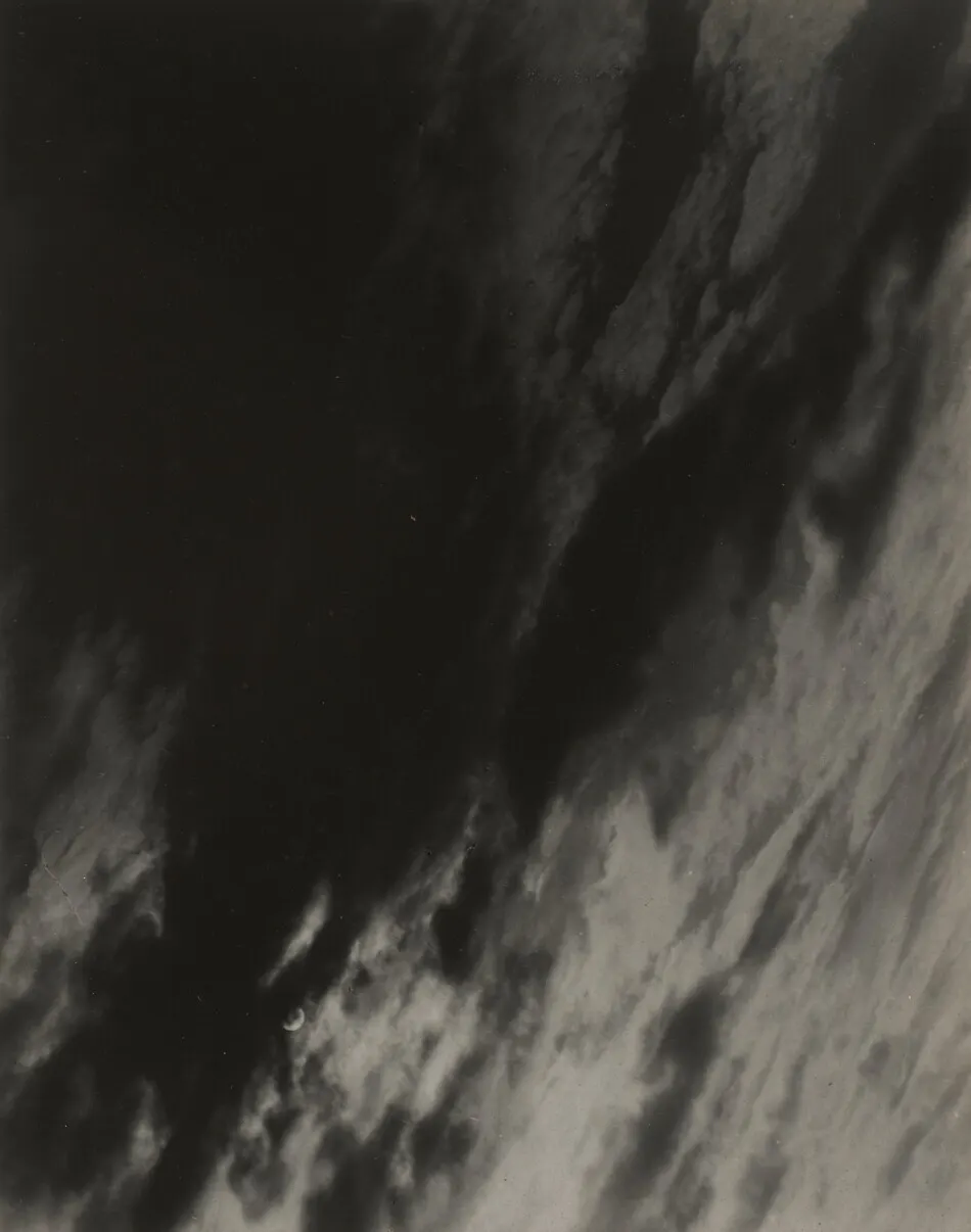Equivalent O4 by Alfred Stieglitz